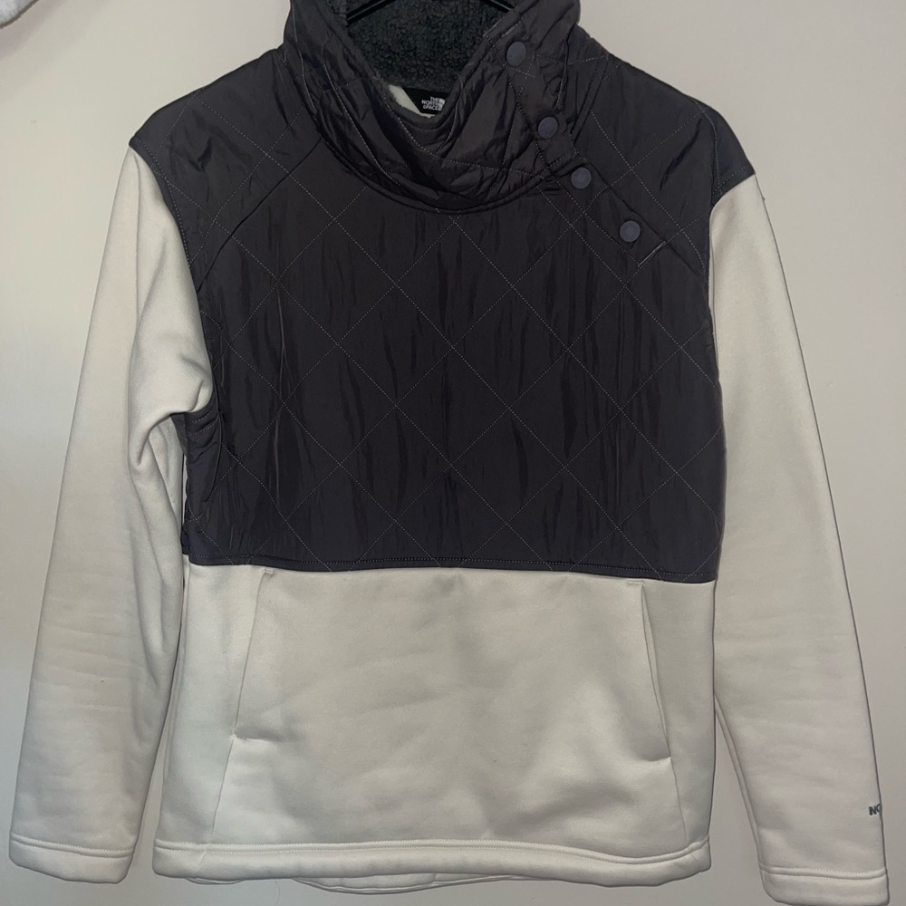 North Face pullover 🍂